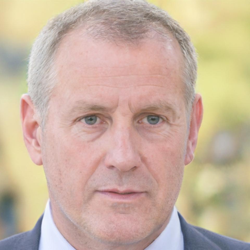 Portrait of Finlay Roscoe, business owner and client